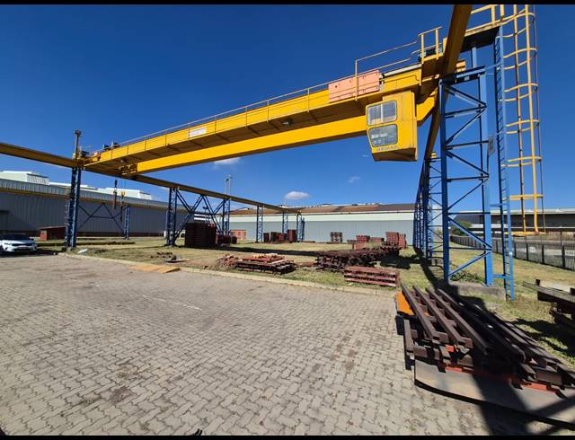 3,000M² INDUSTRIAL YARD TO LET IN ROODEKOP